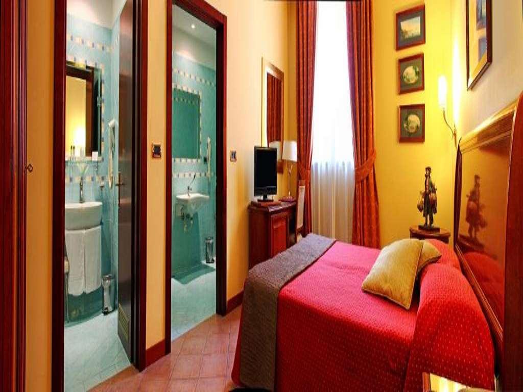Le Cheminee Business Hotel Napoli Cameră foto
