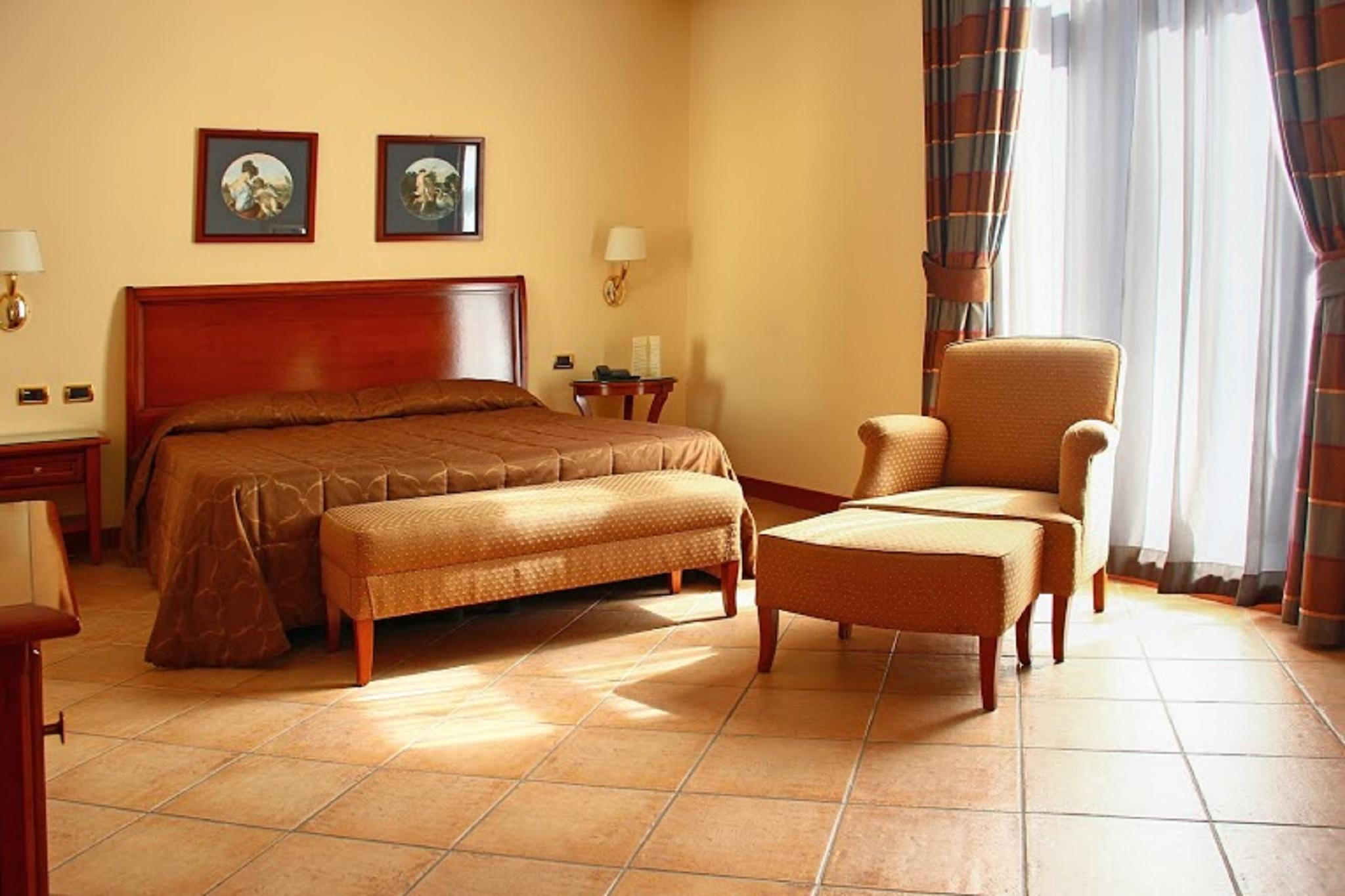 Le Cheminee Business Hotel Napoli Exterior foto